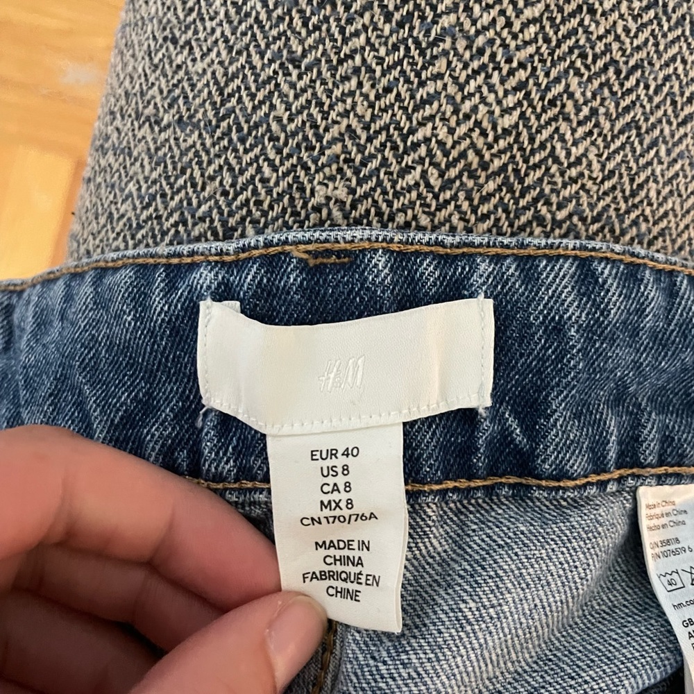 Cargo Jeans - Picture 3 of 4